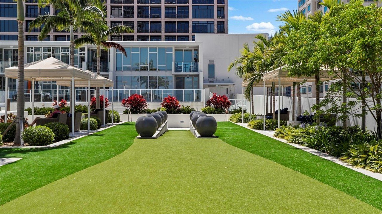 175 1st Street S, Unit 704, Saint Petersburg, FL 33701 Photo