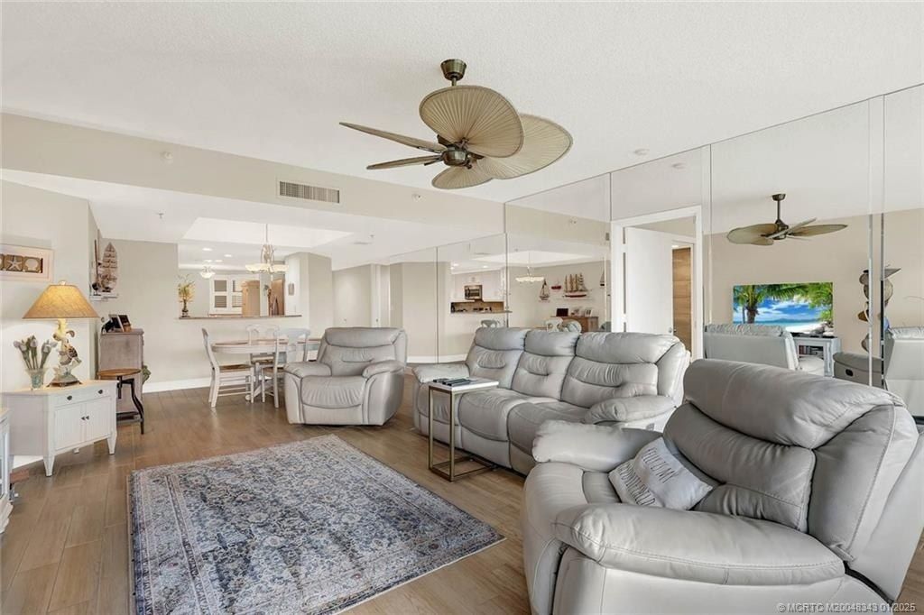 579 NE Plantation Road, Unit S108, Stuart, FL 34996 Photo