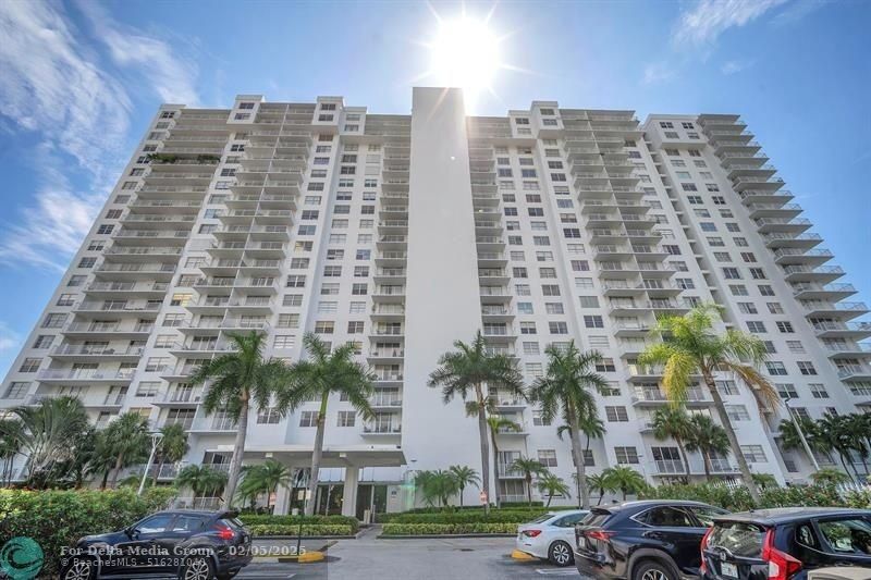 2801 NE 183rd Street, Unit 1417W, Aventura, FL 33160 Photo