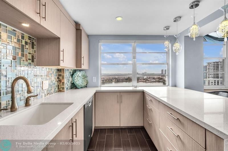 2801 NE 183rd Street, Unit 1417W, Aventura, FL 33160 Photo