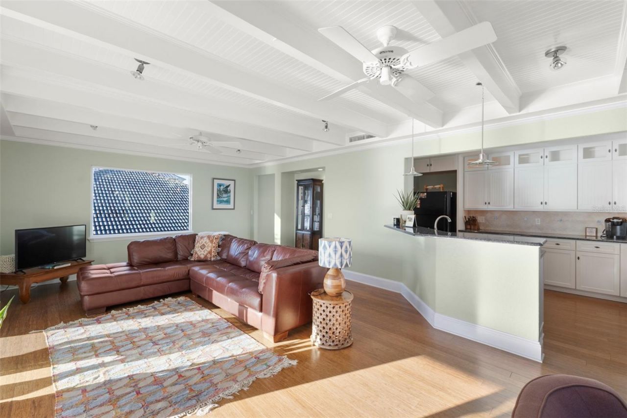 1324 N Peninsula Avenue, New Smyrna Beach, FL 32169 Photo