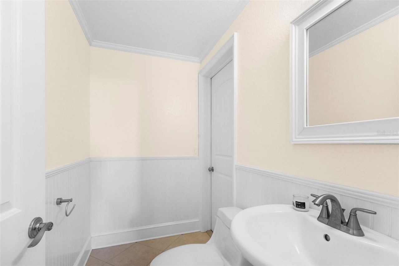 1324 N Peninsula Avenue, New Smyrna Beach, FL 32169 Photo