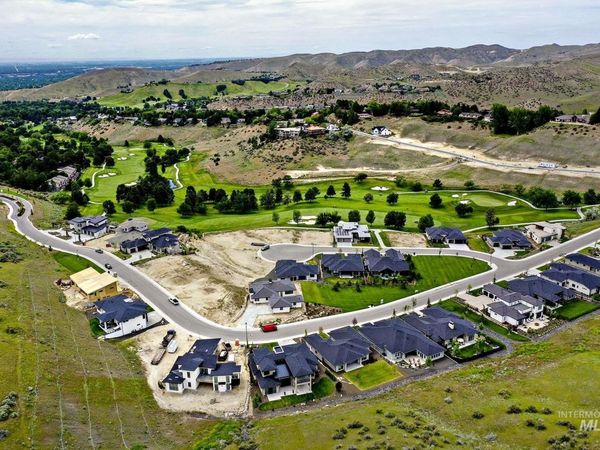 4512 N Sandpoint Way, Boise, ID 83702