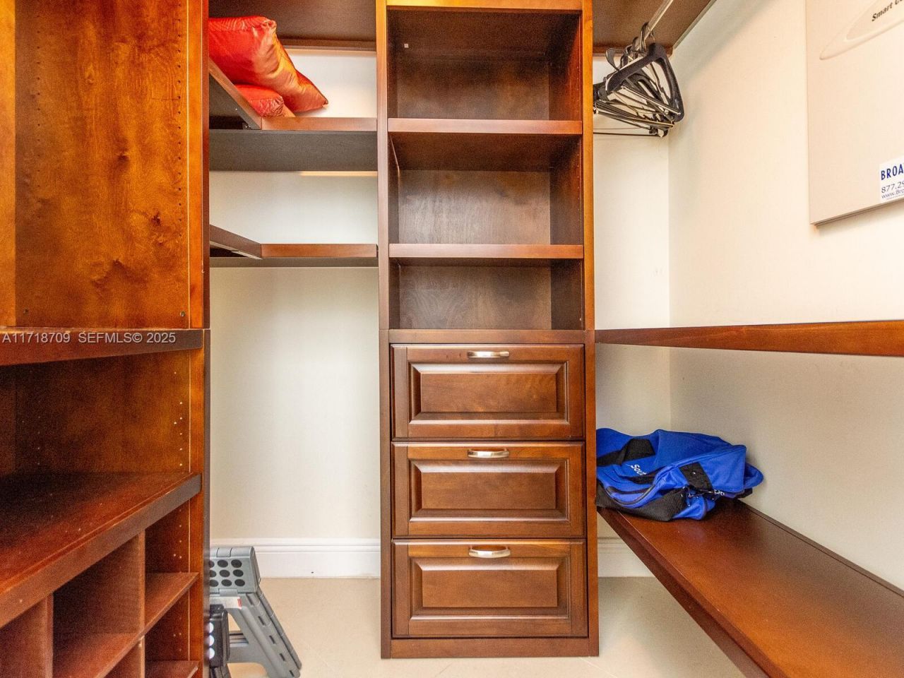 16699 Collins Ave, Unit 1709, Sunny Isles Beach, FL 33160 Photo