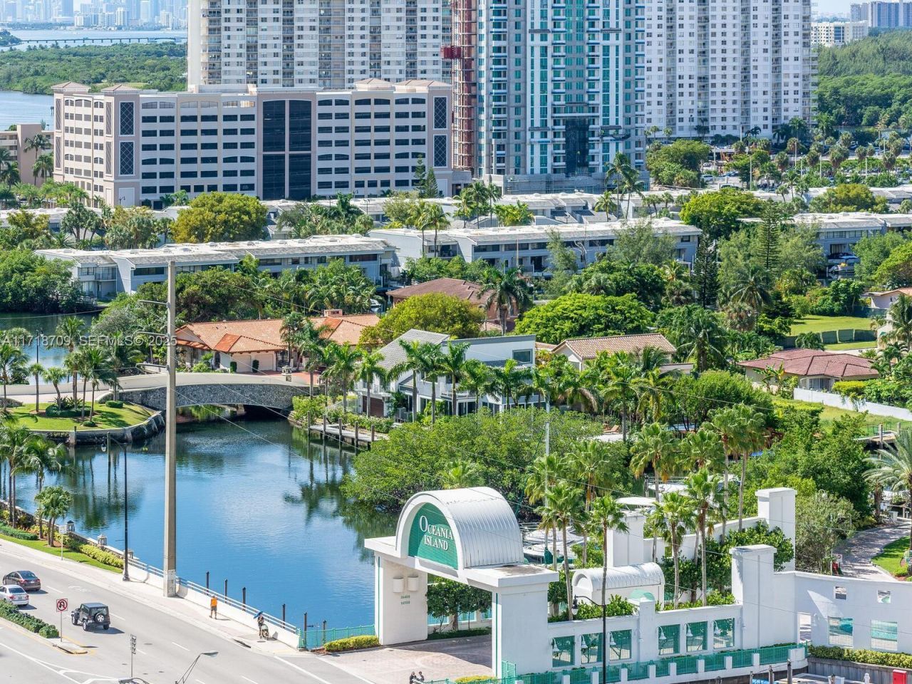 16699 Collins Ave, Unit 1709, Sunny Isles Beach, FL 33160 Photo