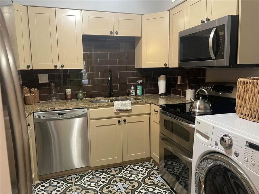 Property Image 42