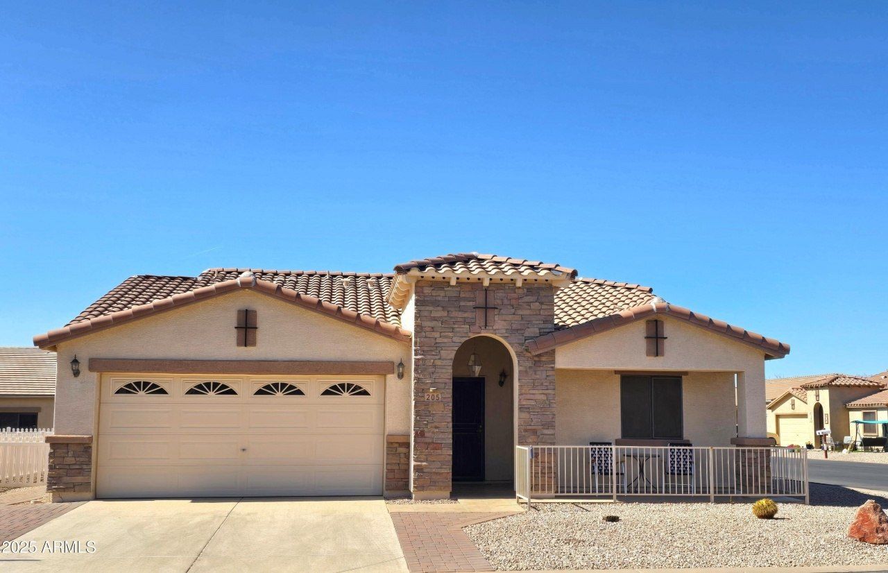 2101 S Meridian Road, Unit 205, Apache Junction, AZ 85120 Main Photo