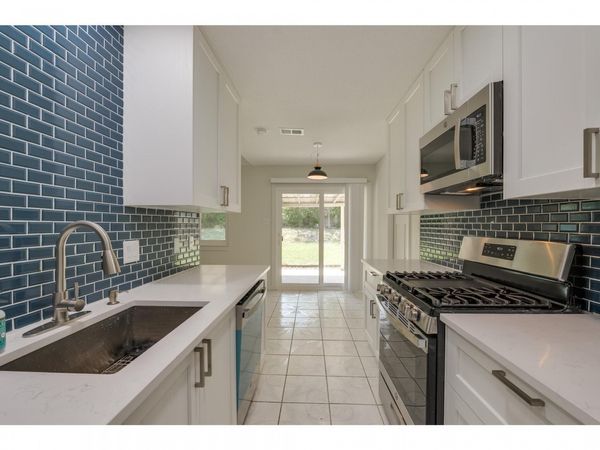 6112 Glen Meadow DR, Austin, TX 78745