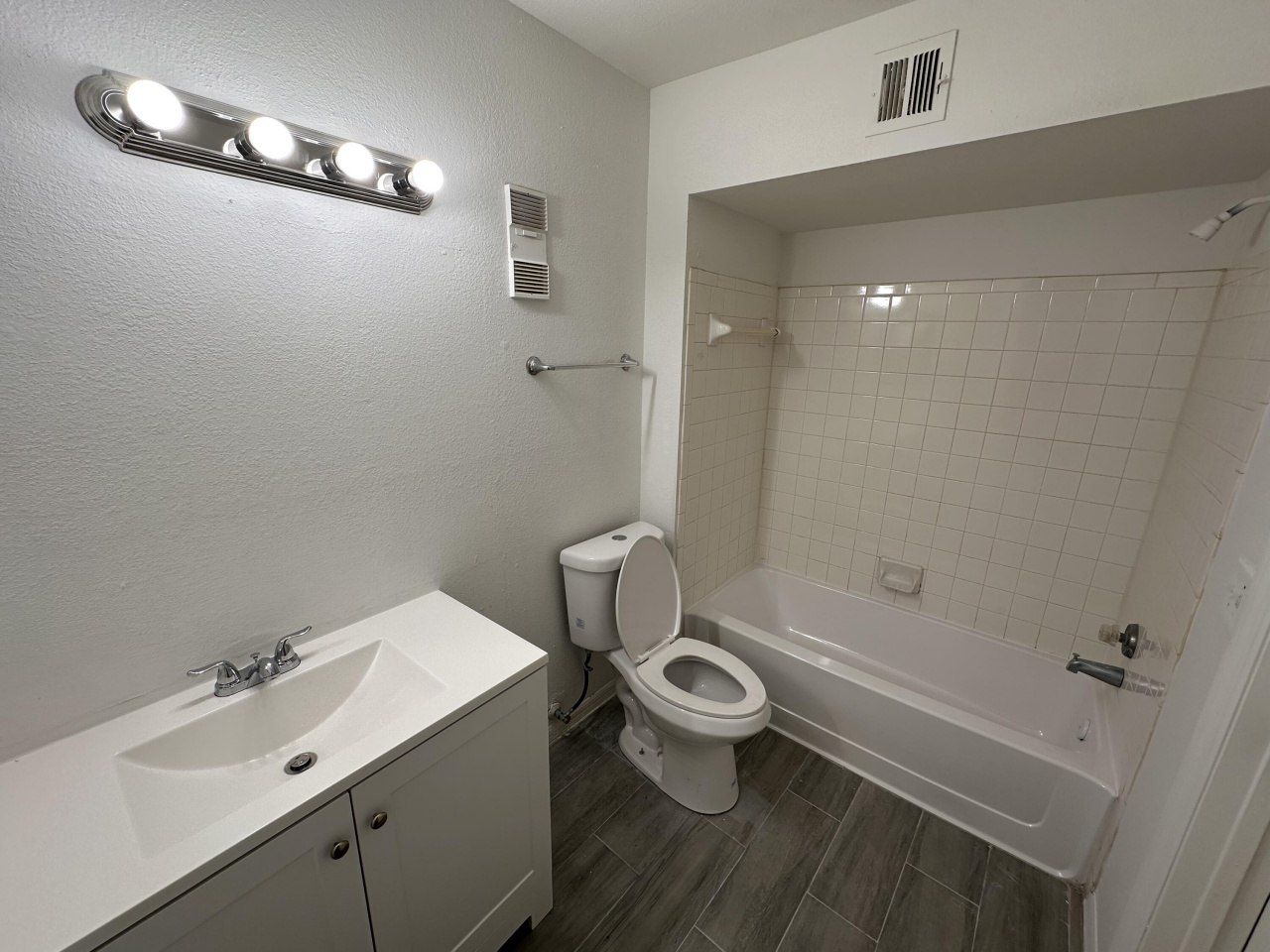 1401 Village Boulevard, Unit 1512, West Palm Beach, FL 33409 Photo