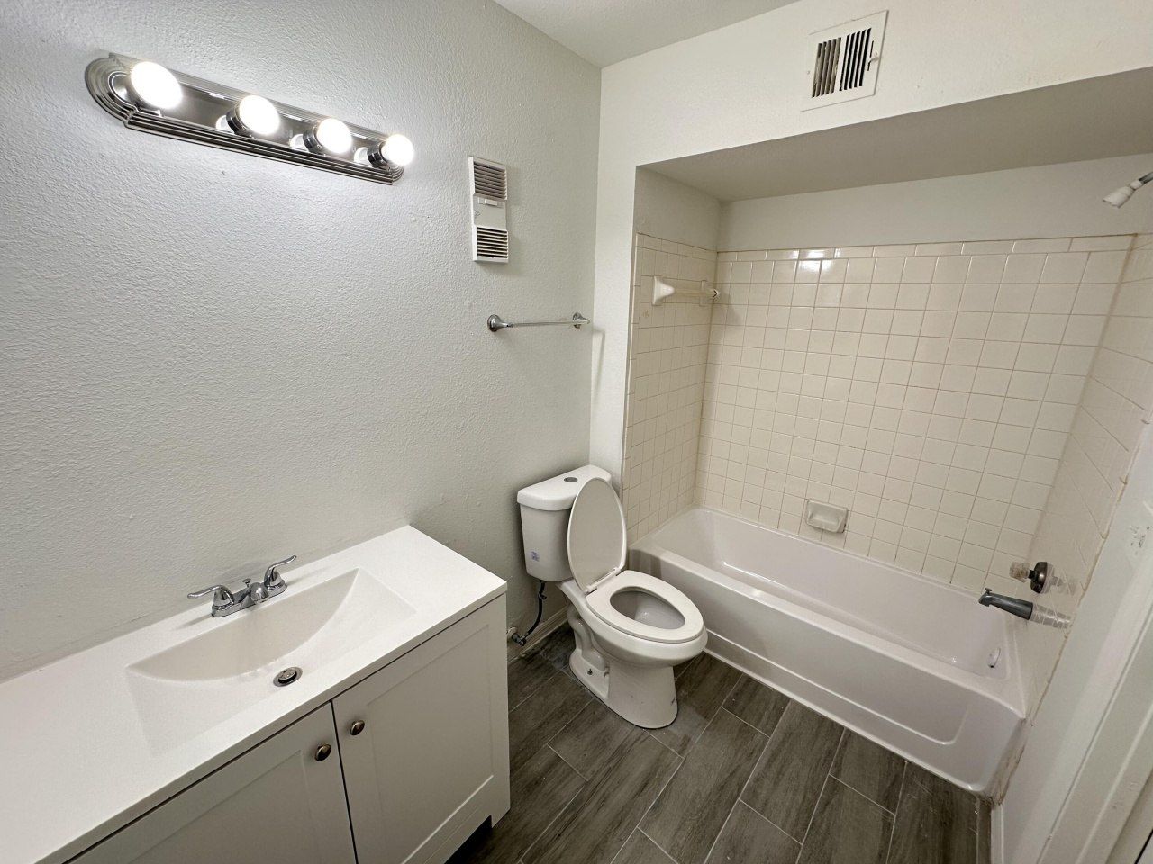 1401 Village Boulevard, Unit 1512, West Palm Beach, FL 33409 Photo