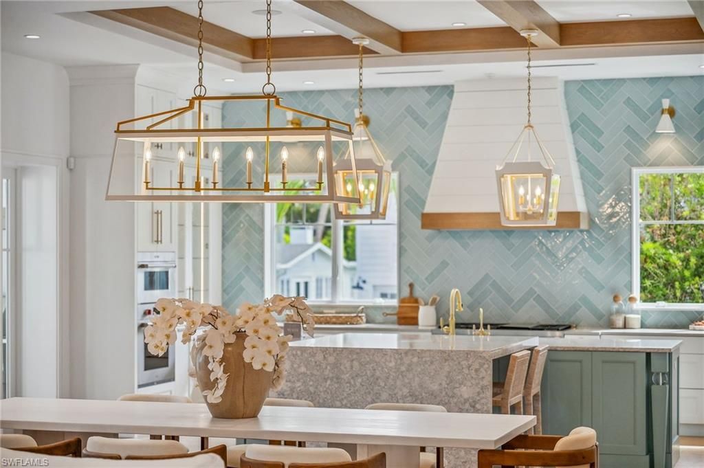 187 10th Ave S, Naples, FL 34102 Photo