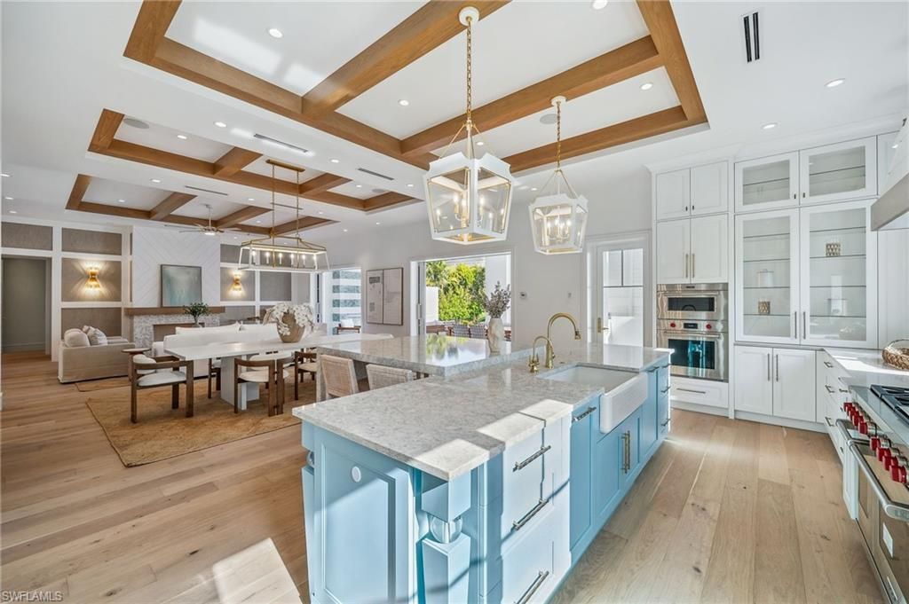 187 10th Ave S, Naples, FL 34102 Photo