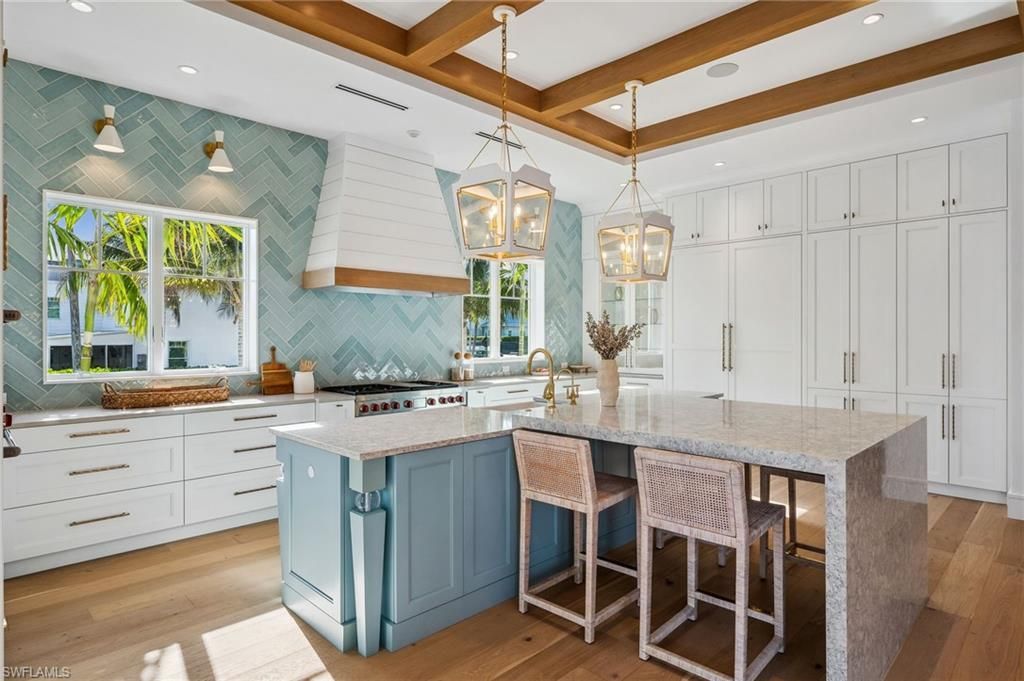 187 10th Ave S, Naples, FL 34102 Photo