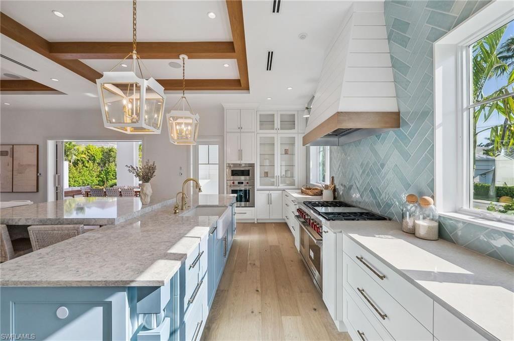 187 10th Ave S, Naples, FL 34102 Photo