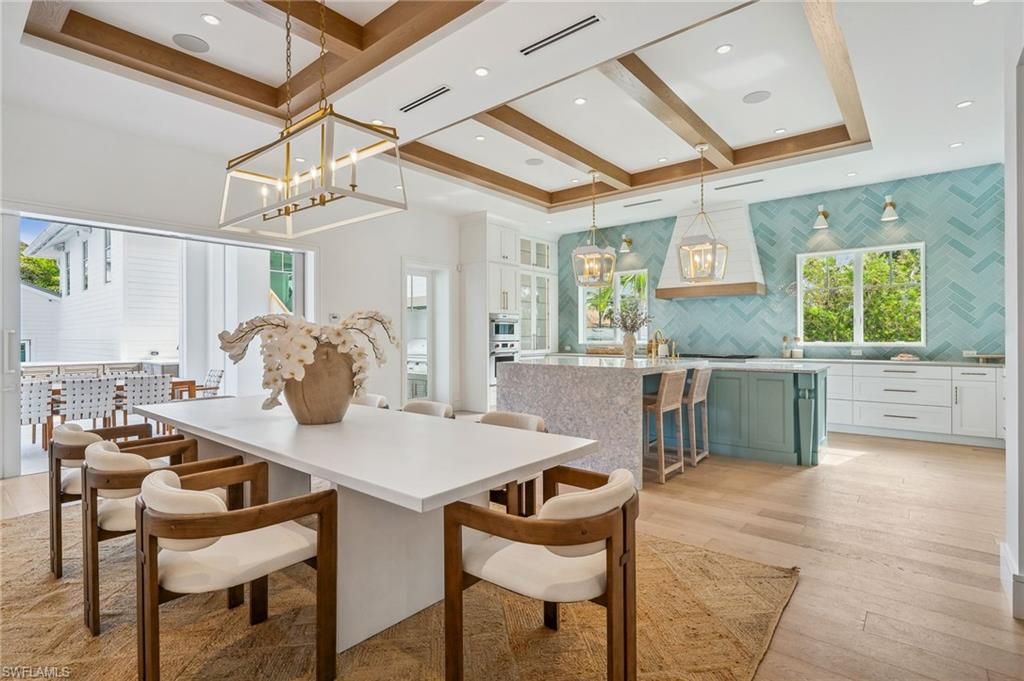 187 10th Ave S, Naples, FL 34102 Photo