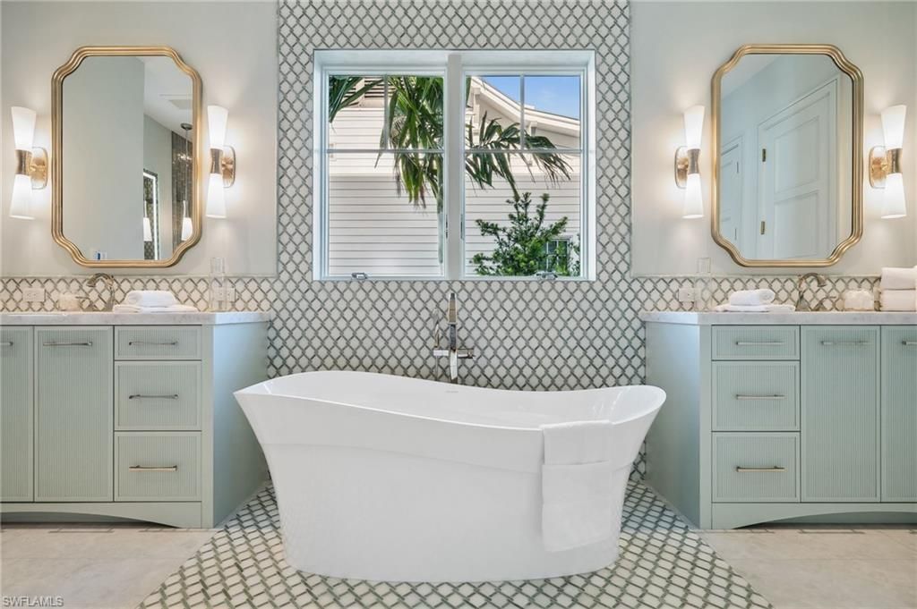 187 10th Ave S, Naples, FL 34102 Photo