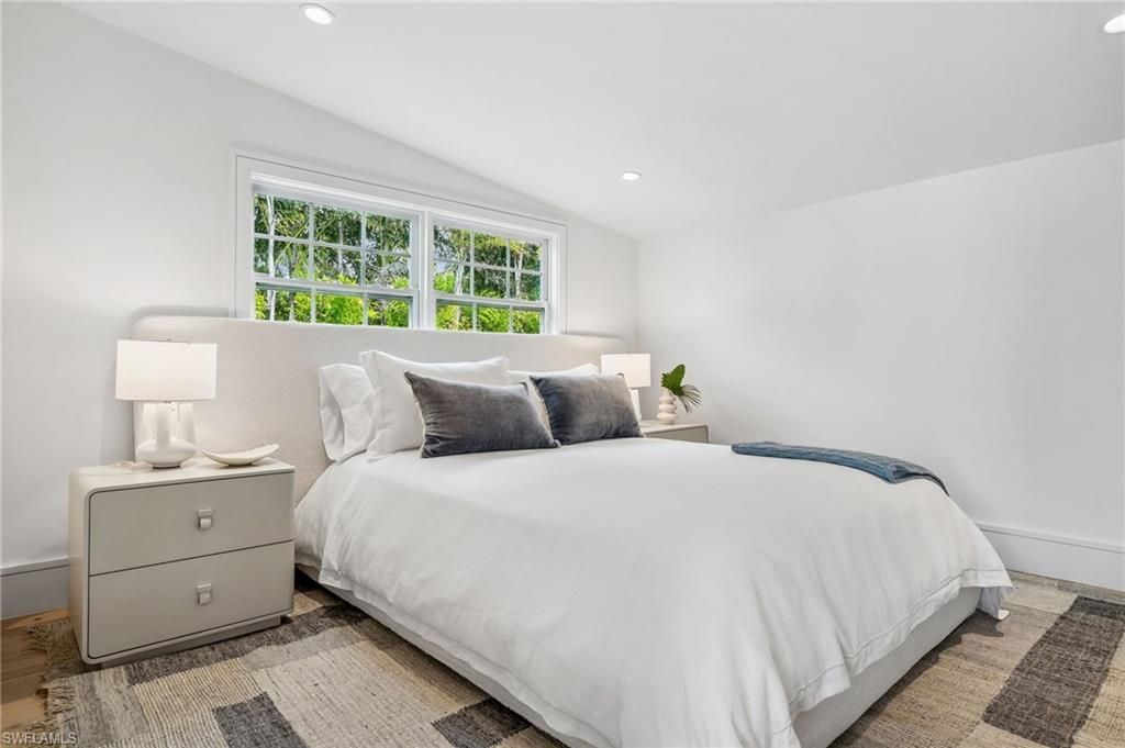 187 10th Ave S, Naples, FL 34102 Photo