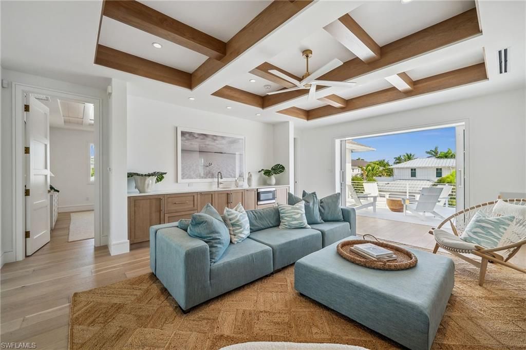 187 10th Ave S, Naples, FL 34102 Photo