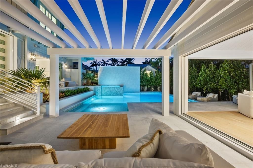 187 10th Ave S, Naples, FL 34102 Photo