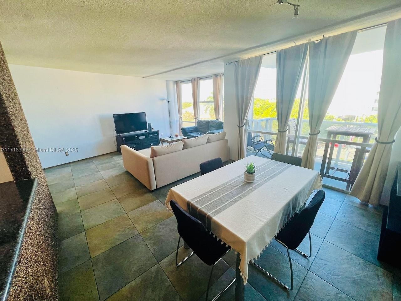 900 Bay Dr, Unit 411, Miami Beach, FL 33141 Photo