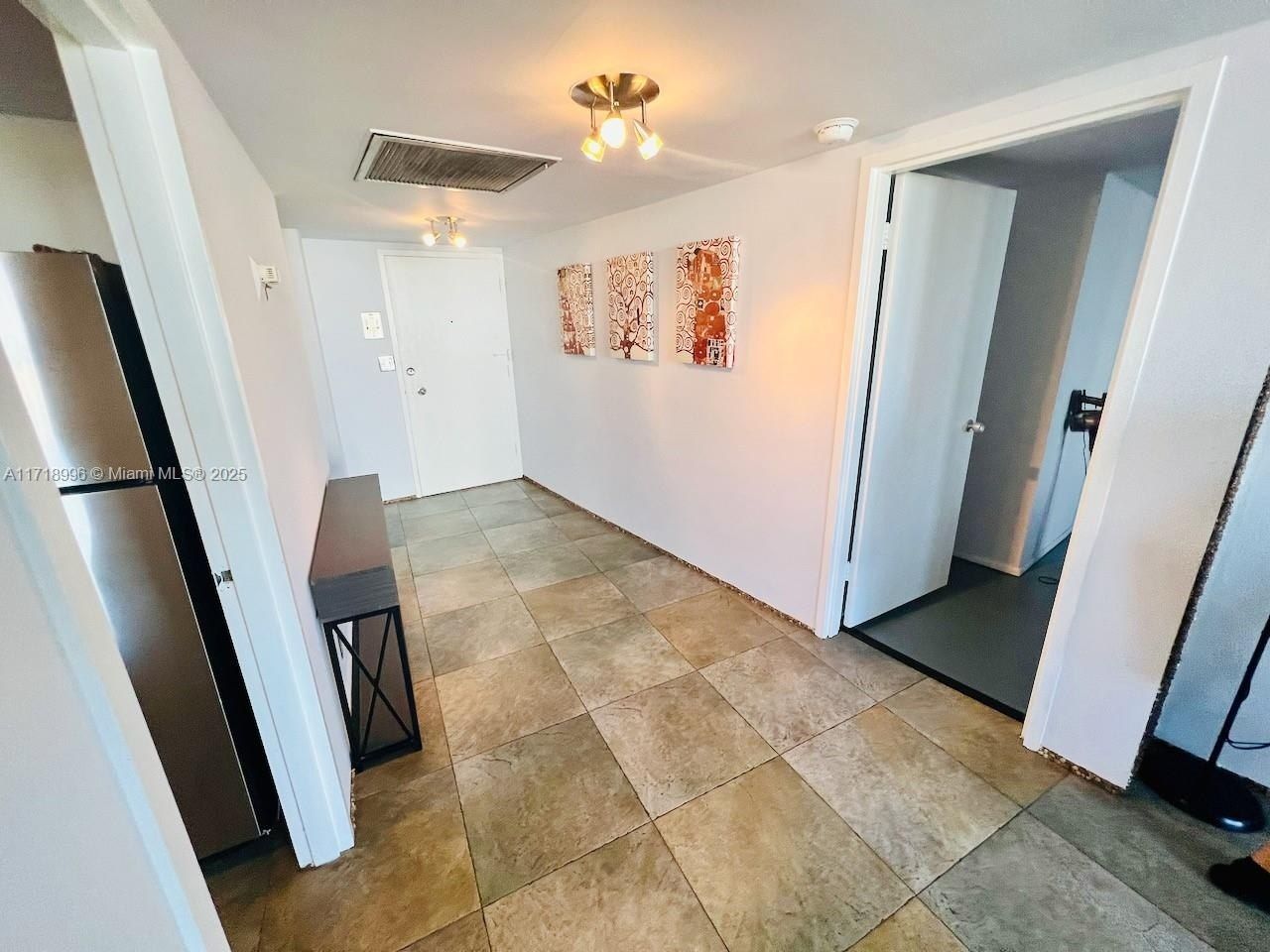 900 Bay Dr, Unit 411, Miami Beach, FL 33141 Photo