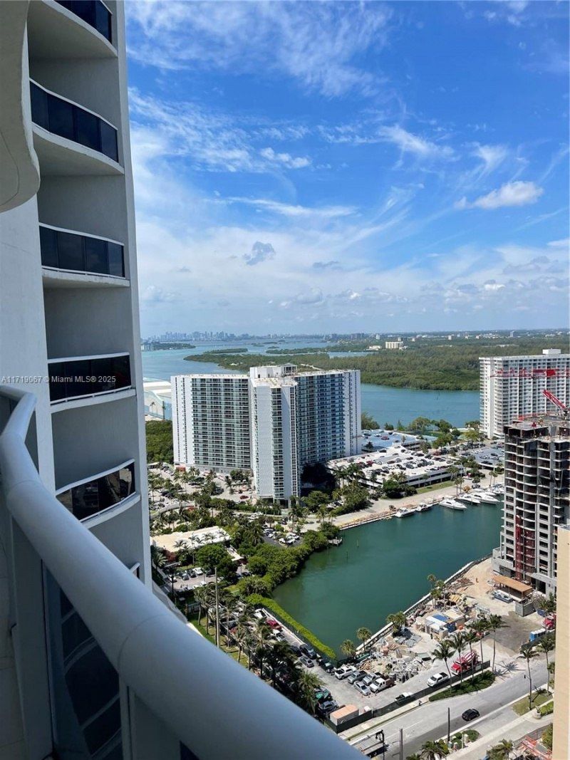 16001 Collins Ave, Unit 2605, Sunny Isles Beach, FL 33160 Photo