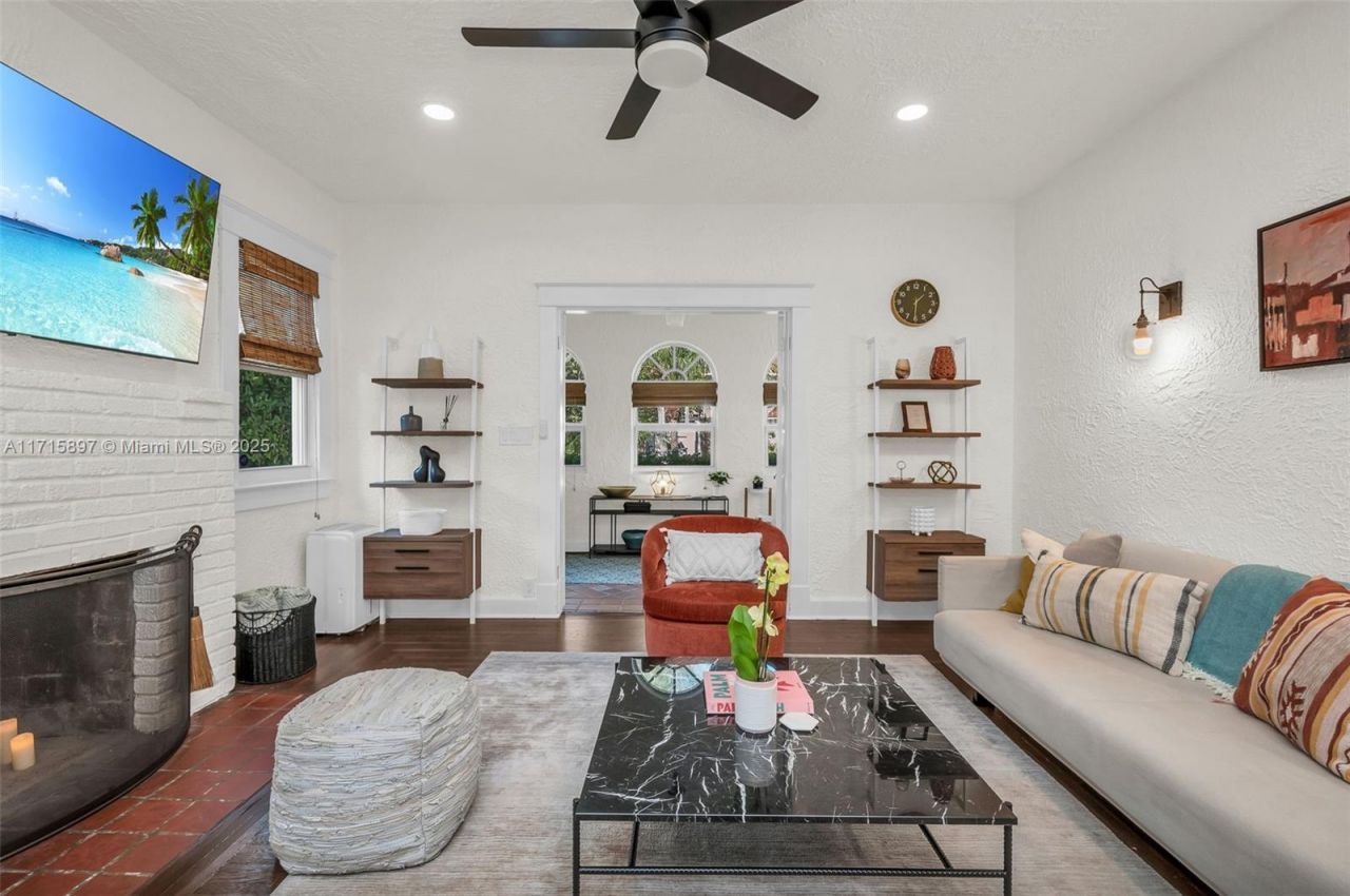 822 Flamingo Dr, West Palm Beach, FL 33401 Photo