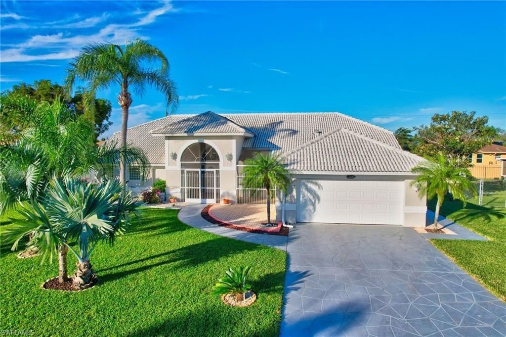 105 Ortona St, Lehigh Acres, FL 33936 Photo