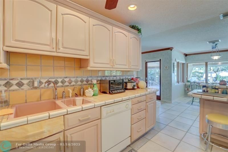 305 S Riverside Drive, Pompano Beach, FL 33062 Photo