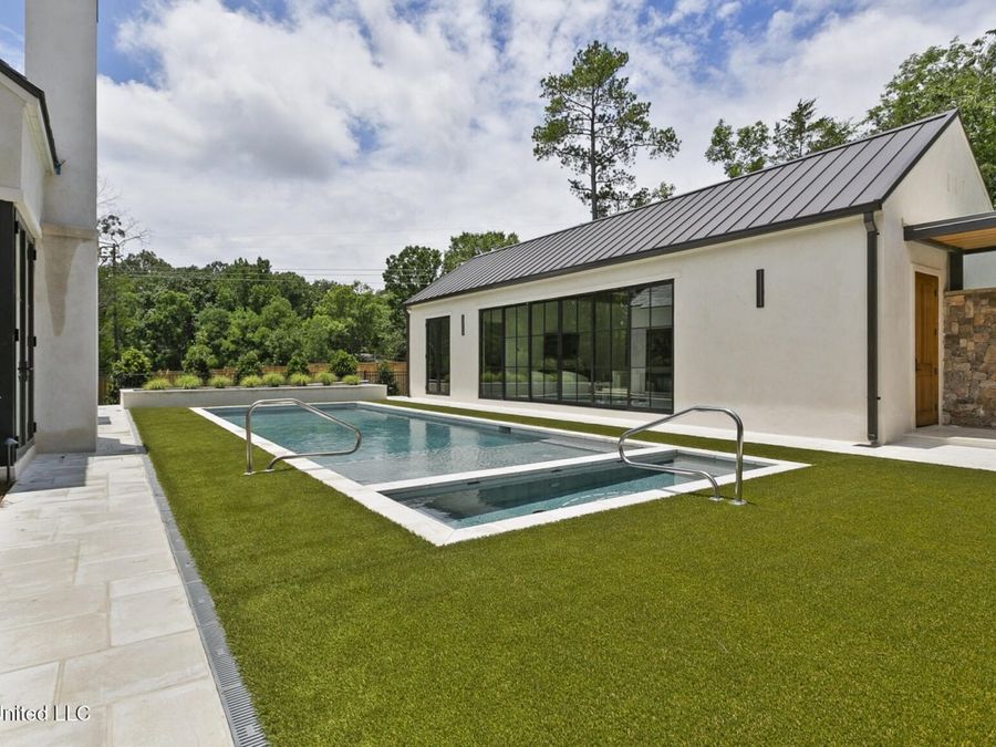 Property Image 94