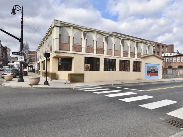 1021 Main St, Springfield, MA 01103