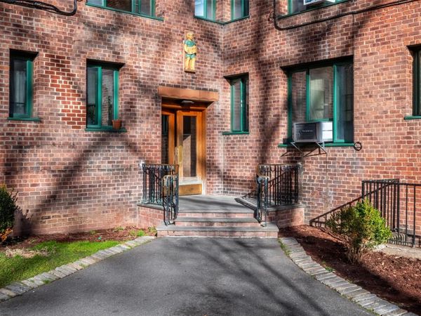 2120 E Tremont Avenue, Unit 4F, Bronx, NY 10462