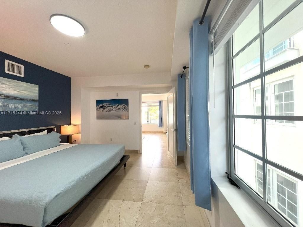 1250 Ocean Dr, Unit 3F, Miami Beach, FL 33139 Photo