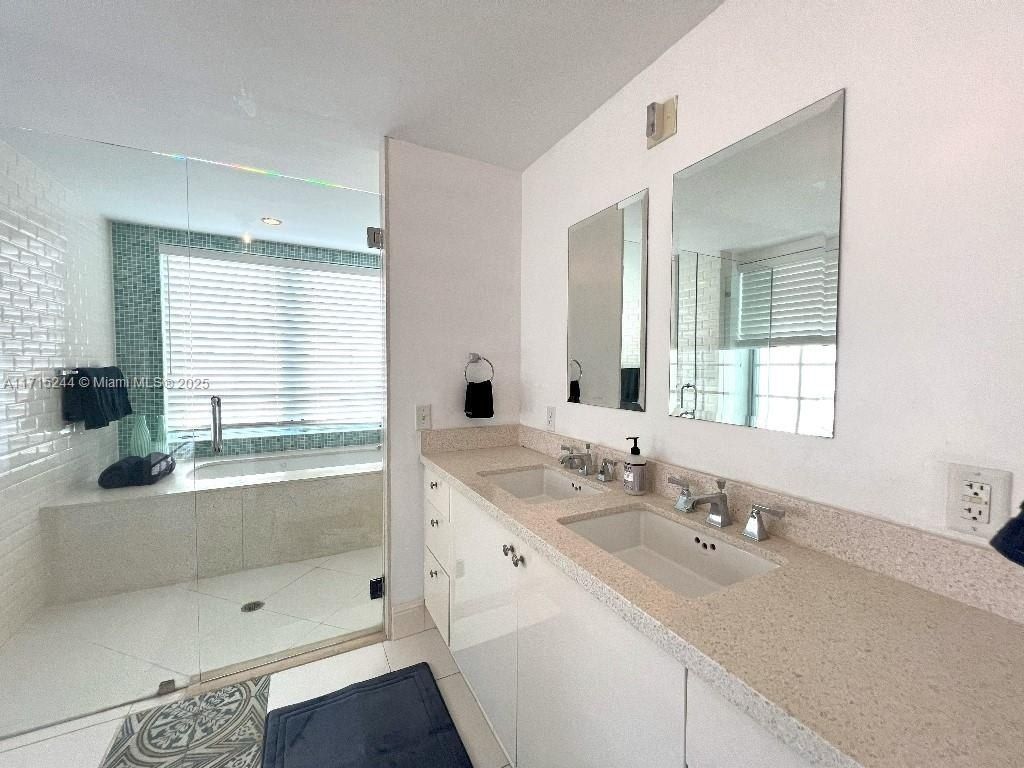 1250 Ocean Dr, Unit 3F, Miami Beach, FL 33139 Photo