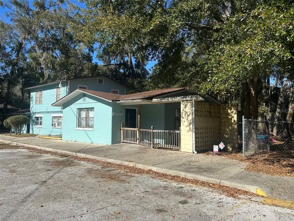 1300 NW 6TH STREET, GAINESVILLE, FL 32601