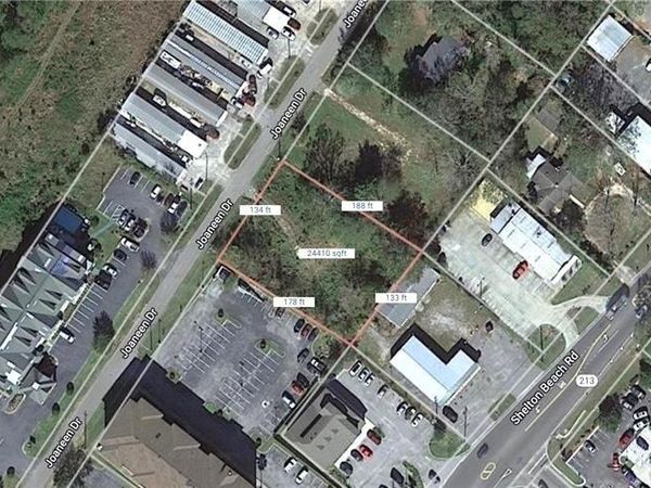 1121 Joaneen Drive, Saraland, AL 36571