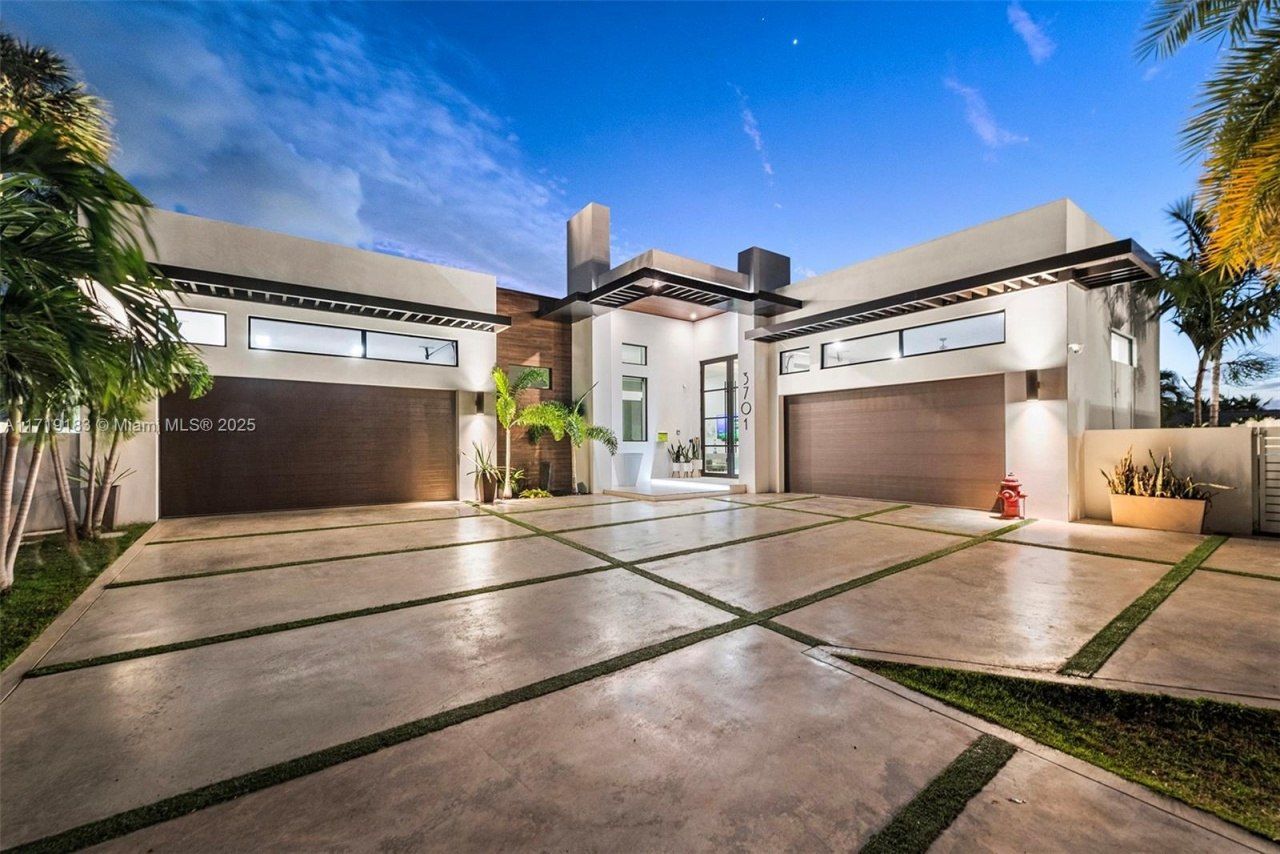 3701 NE 26th Ave, Lighthouse Point, FL 33064 Photo