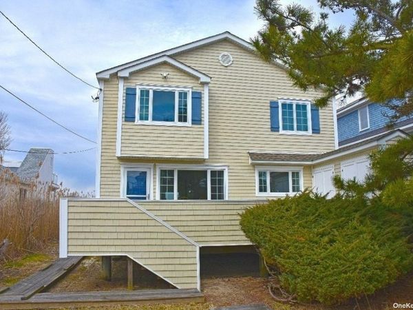 20 Dune Lane, Westhampton Dunes, NY 11978