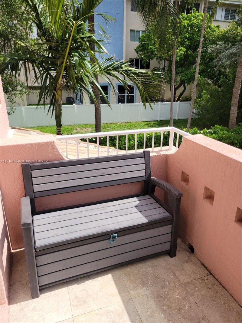 2005 Oceanwalk Ter, Lauderdale by the Sea, FL 33062 Photo