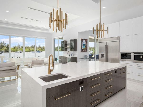 3937 Indian River Drive E, Vero Beach, FL 32963