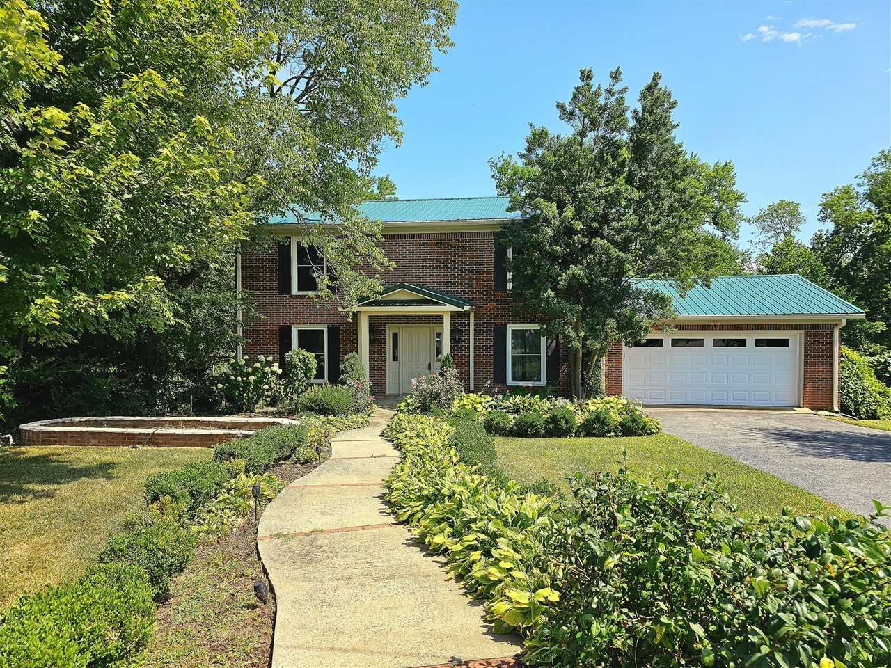2413 Stonebridge Lane, Bowling Green, KY 42101 Main Photo