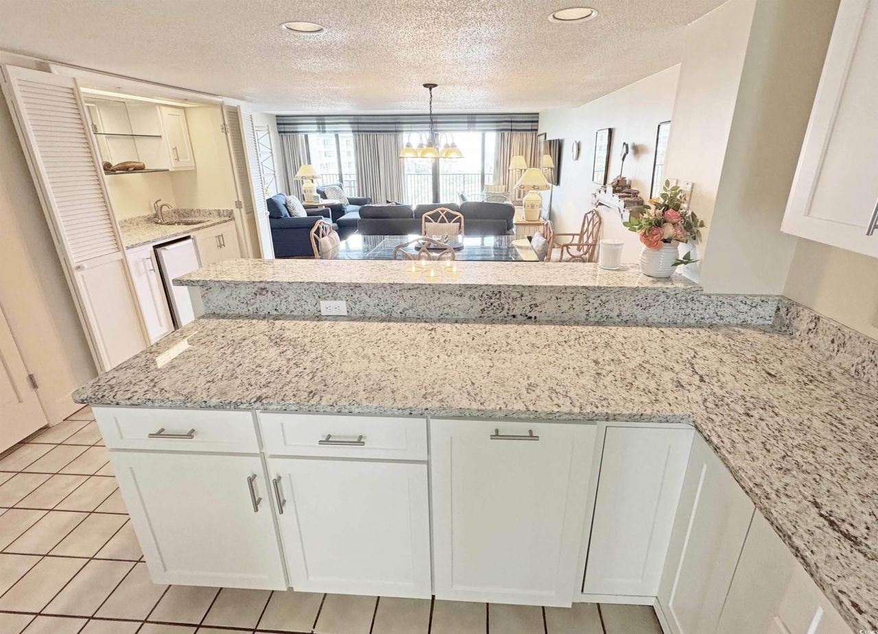 645 Retreat Beach Circle Photo 14