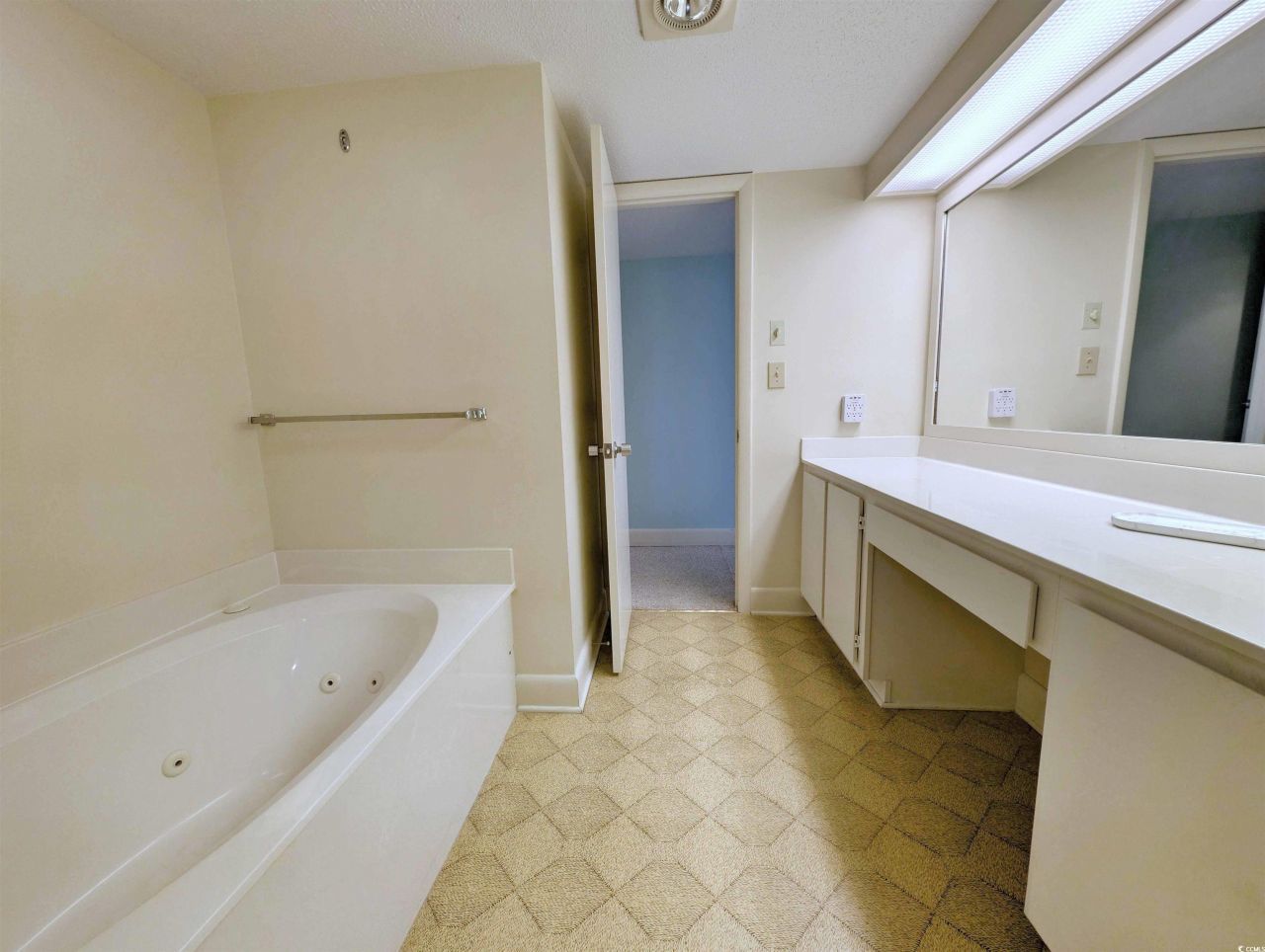 645 Retreat Beach Circle Photo 25