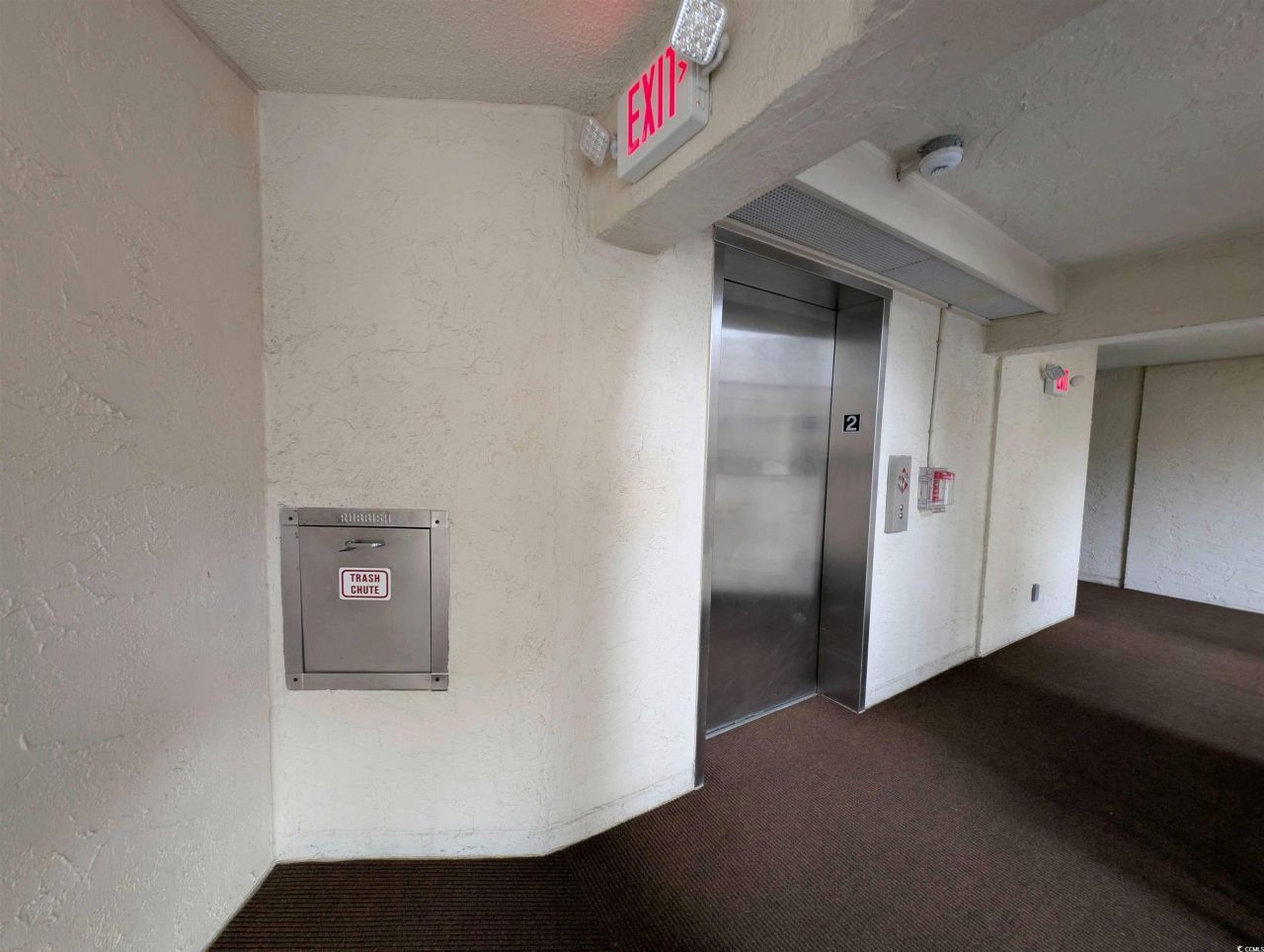 645 Retreat Beach Circle Photo 31