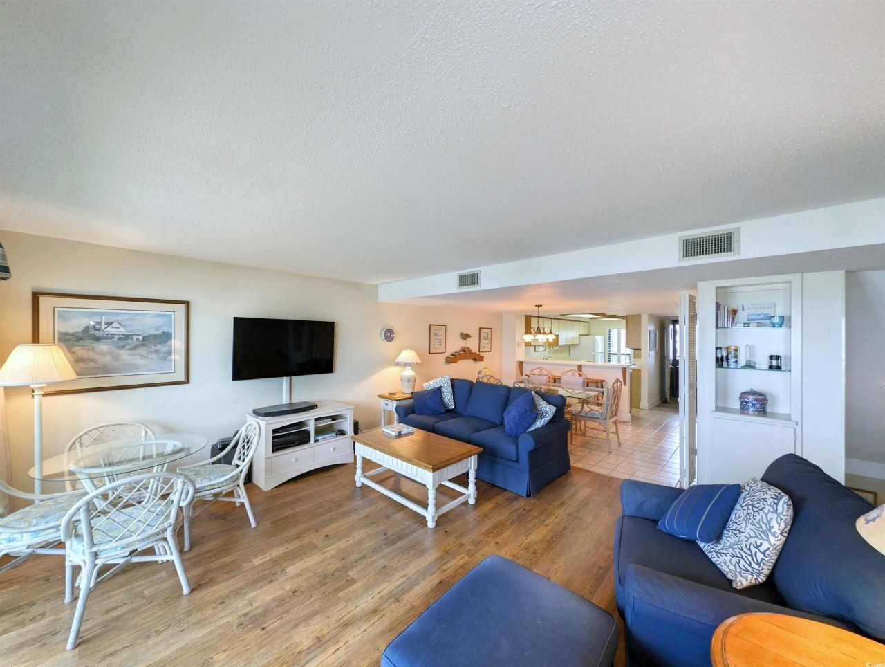 645 Retreat Beach Circle Photo 9