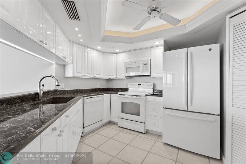 8800 S Ocean Drive, Unit 505, Jensen Beach, FL 34957 Photo