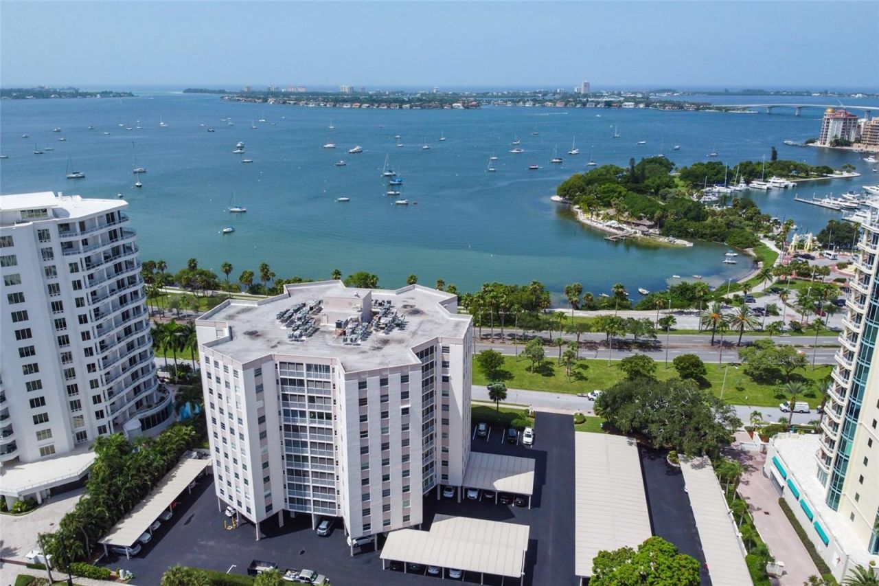 435 S Gulfstream Avenue, Unit 604, Sarasota, FL 34236 Photo