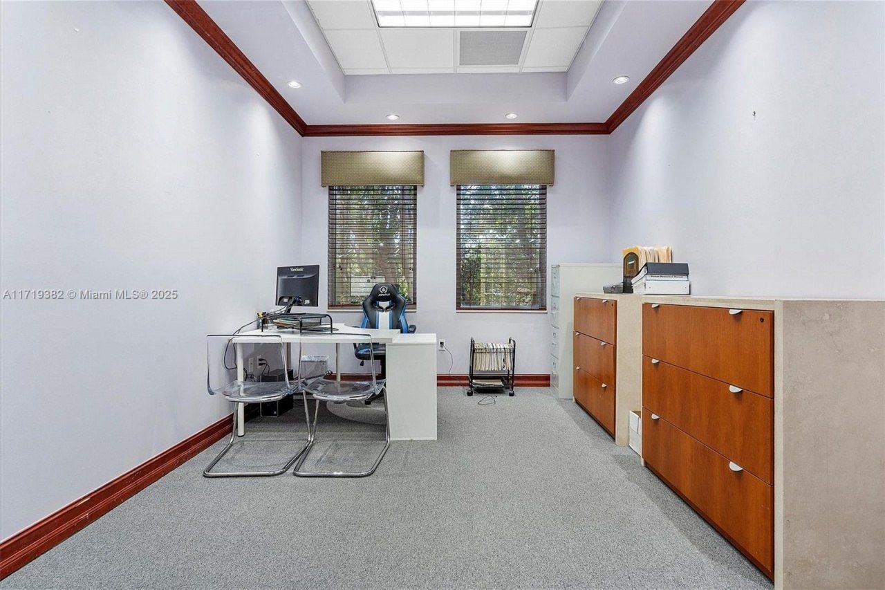 2883 Executive Park Dr, Unit 200, Weston, FL 33331 Photo