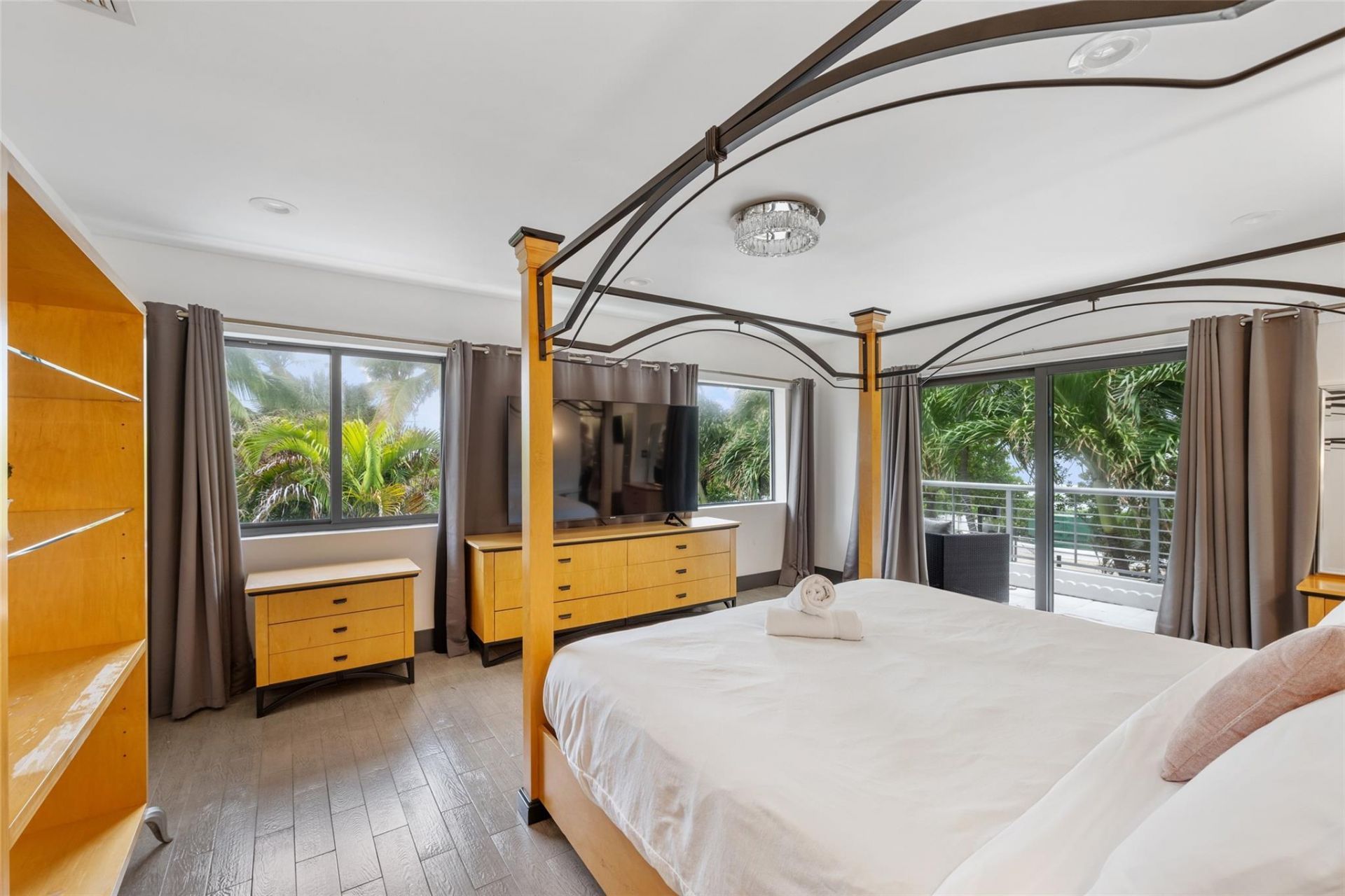 2301 N Atlantic Boulevard, Fort Lauderdale, FL 33305 Photo