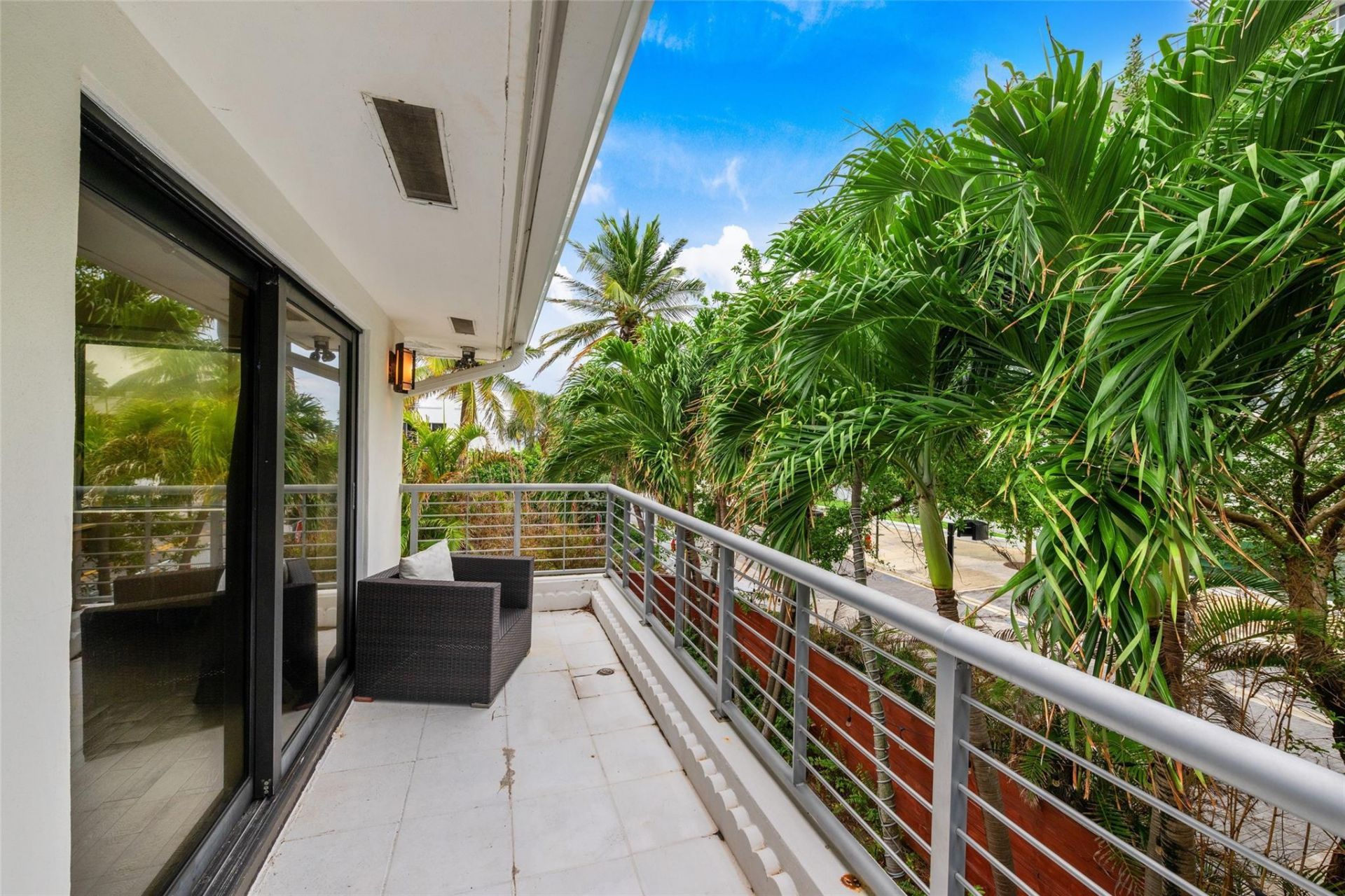 2301 N Atlantic Boulevard, Fort Lauderdale, FL 33305 Photo